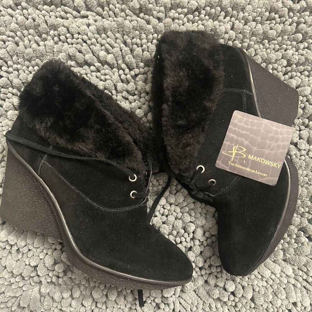 Luxury Makowski Women's Black Boots